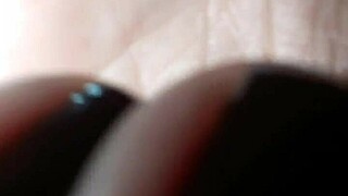 a putona wrecked her pussy stuffing beer cans wild