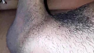 a teresa jones le piace succhiare cazzi che sborrano!!