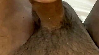 pinay dubai massage girl offers wet pussy extras