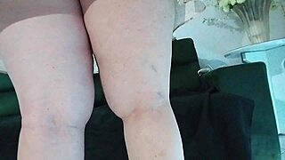 Uma Fode Buceta Com Vibrador Em Público - Vivi Guedez