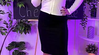 Minimi Diamante dances in sexy nylon pantyhose heels