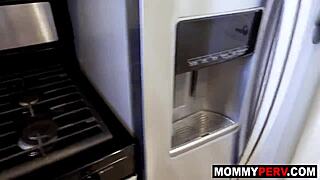 Big Tits Stepmother Blowjobs Young Stepson Hard