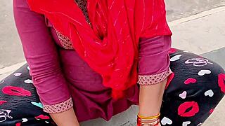 neighbour bhabhi gets hardcore pussy pounding doggystyle