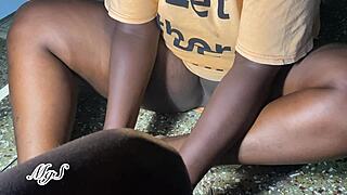 zoom on zaddi's trimmed black mature pussy close