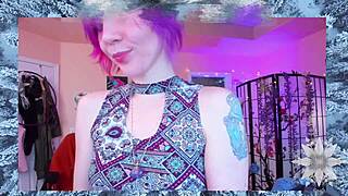 omg this horny milf girlfriend fingers her wet pussy with toys so cute