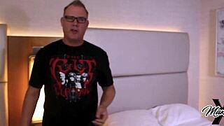 Lucky Tommy Fucks Maxine X Big Ass Pussy Lips