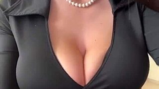 stepmom, your big tits make me wanna fuck you outdoors now?