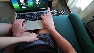 TETONA STEPMOM TEASES STEPSON'S COCK WHILE HE PLAYS FIFA!