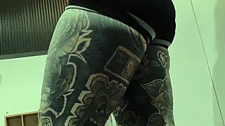 check out this gym milf's juicy big ass booty workout?