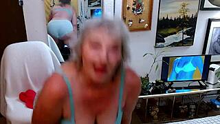 dawnskye1962 strips curvy hairy mature big natural tits pussy for antonio in retro blue film update