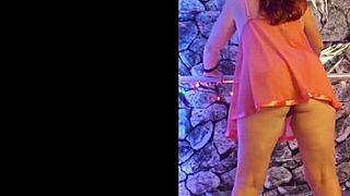 Hotwife Steffi's Passionate Pussy Dance June