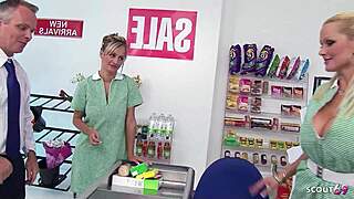 i love two blonde milfs' big bouncing boobs in mmff foursome