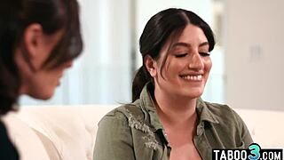 Chubby Arab Cougar Devours Captain's Juicy Pussy In Steamy Lesbian Lick Fest!