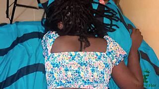 Mon mec excelle en levrette sur sa copine ebony au gros cul