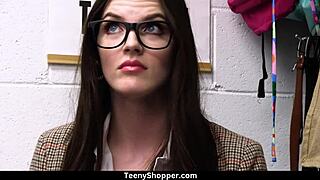 Case 7906281 Spoiled Thief Fiona Frost Surrenders To Giovanni