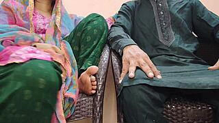 Desi boy's rough thrusts make horny khala moan in wet pussy ecstasy!