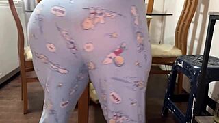 Big ass latina slut addicted to fucking shakes curvy cheeks wildly