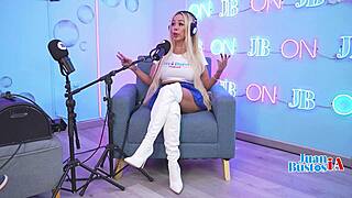 Sexy Milf Pamelaxpice Rides Huge Dildo Wild Squirting Orgasm Explosion!