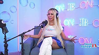 Sexy Milf Pamelaxpice Rides Huge Dildo Wild Squirting Orgasm Explosion!