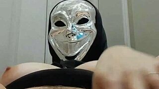 Wet milf pussy drips for deep fingering