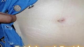 🤩 milf's navel massage gets so fascinating 😍