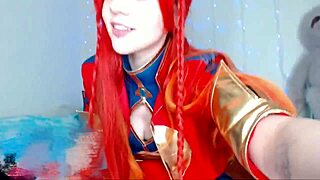 Selesia in sexy cosplay fingers pussy with toys on camshow