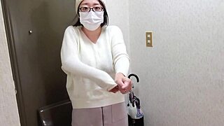 Perverted Japanese housewife masturbates wildly in entrance!