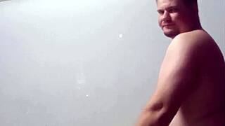 bodybuilder's arms flex fucking stepmom CUM IN PUSSY for viral views