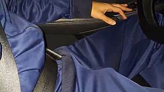 ¡nos para la policía en el motel y mi novia soborna con su culo!!