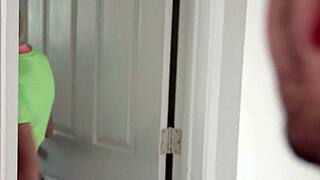 Heart-Racing Thrill Big Dick Rails Petite Stepsis Behind Stepmom