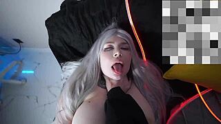 TikTok slut begs photographer's cum after naive outdoor fuck!