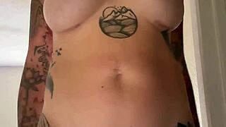 Big Tit Lola Maverick Shakes Ass, Reveals Pussy!