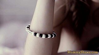 Classy milf pussylicks teen then they scissor in full lesbian movie?