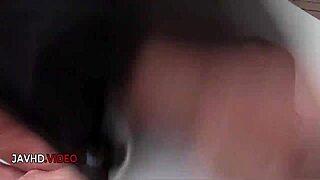 ever tried a steamy outdoor blowjob from mature asian miu suzuha?