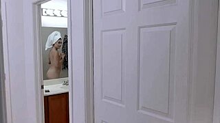 Megan Maiden Shaves Milf Muff Pov Reality