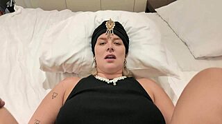 your slut hijabi stepmom needs cock while hubby's at work right?