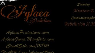 Dr Girlfriend Fingers Hairy Pussy With Vibrator Soaking Sheets Sneakily