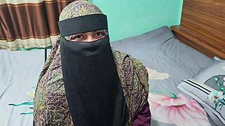 i fucked my stepson's teacher in her tight dress skirt 😈🏠