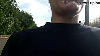 coroa gostosa sucking pedestrian cock right on the street daytime!