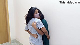 Desi Lesbian Bhabhi Enjoys Romantic Bedroom Chudai