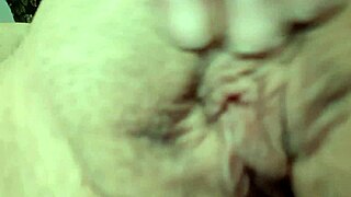 close-up milf pussy masturbation orgasm