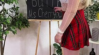 feeling naughty with this buttplug in my big ass 😈 sexy lingerie tease