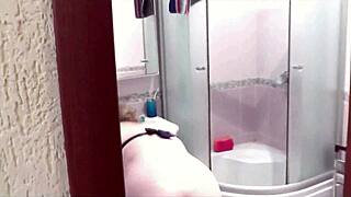 pizza guy meets naked blonde milf owner for shower doggy hairy pussy!