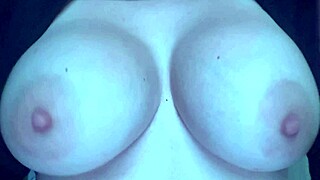 artemisia love's juicy tits bouncing, wanna see?
