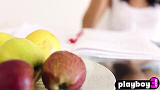 i expose my natural body getting horny for solo play