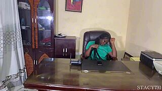 Hxs magic dick resets chubby milf mood with closeup doggystyle pounding at work