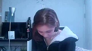 skinny korean in shorts flashes panties during bigo live