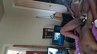 wanna see black mama's pussy bounce on thick dick?