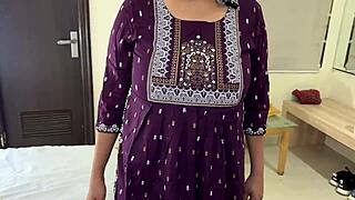 jija catches arushi peeing then she spreads everything wide open