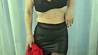 i strip leather skirt stockings to flash my big ass